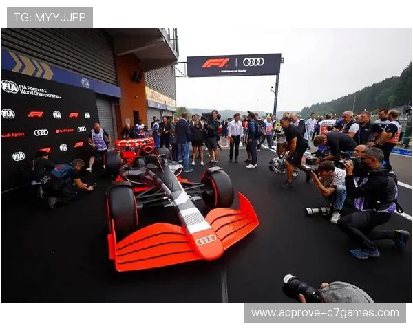 F1赛季激战再起 新车技术革新引领多队竞逐冠军荣耀